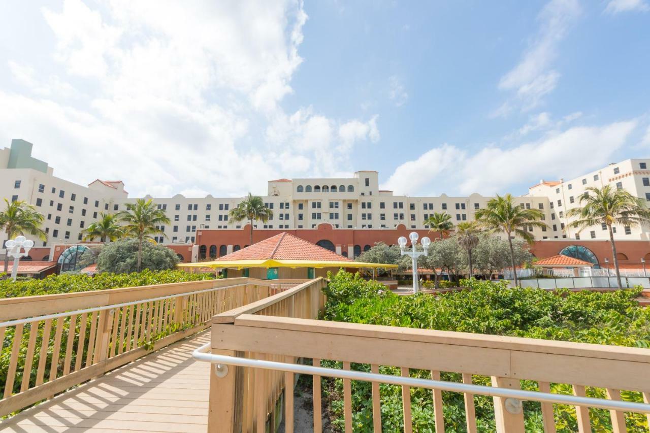 670 Partial Ocean View Hollywood Beach デイニア・ビーチ エクステリア 写真