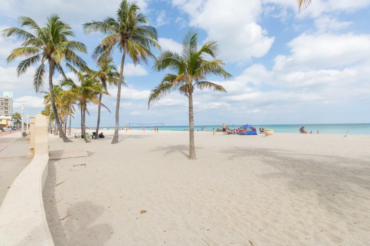 670 Partial Ocean View Hollywood Beach デイニア・ビーチ エクステリア 写真