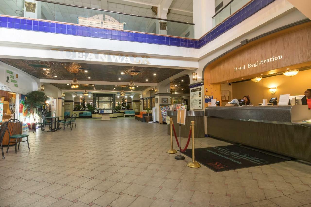 670 Partial Ocean View Hollywood Beach デイニア・ビーチ エクステリア 写真